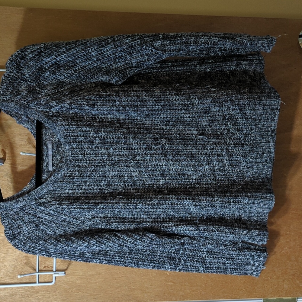 Rubbish black and gray knit sweater size XS